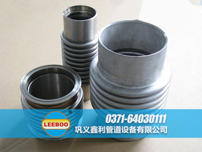 湖南省邵陽市新寧縣溝槽式<a href=http://m.ibgpsf.cn target=_blank class=infotextkey>補償器</a> /></p>鑫利管道是專業(yè)開發(fā)、研制和生產波紋<a href=http://m.ibgpsf.cn target=_blank class=infotextkey>補償器</a>廠家，該產品具有尺寸準備、結構緊湊、安裝可靠、耐腐蝕、便于安裝、壽命長等優(yōu)點，廣泛應用于航天、發(fā)電、石化和城市供熱等行業(yè)的各類管道和設備，并在全國多個工程上得到應用。以其優(yōu)良的品質，深受國內外用戶的贊譽和好評。<br />     鑫利管道生產的湖南省邵陽市新寧縣波紋<a href=http://m.ibgpsf.cn target=_blank class=infotextkey>補償器</a>由構成其工作主體的波紋管（一種彈性元件）和端管、支架、法蘭、導管等附件組成。主要用在各種管道中，它能夠補償管道的熱位移，機械變形和吸收各種機械振動，起到降低管道變形應力和提高管道使用壽命的作用。波紋<a href=http://m.ibgpsf.cn target=_blank class=infotextkey>補償器</a>連接方式分為法蘭連接和焊接兩種。波紋<a href=http://m.ibgpsf.cn target=_blank class=infotextkey>補償器</a>屬于一種補償元件，利用其工作主體波紋管的有效伸縮變形，以吸收管線、導管、容器等由熱脹冷縮等原因而產生的尺寸變化，或補償管線、導管、容器等的軸向、橫向和角向位移。也可用于降噪減振。在現(xiàn)代工業(yè)中用途廣泛。<br />     波紋<a href=http://m.ibgpsf.cn target=_blank class=infotextkey>補償器</a>的可靠性是由設計、制造、安裝及運行管理等多個環(huán)節(jié)構成的?？煽啃砸矐搹倪@幾個方面進行考慮。材料選擇對用于供熱管網的波紋<a href=http://m.ibgpsf.cn target=_blank class=infotextkey>補償器</a>選材，除應考慮工作介質、工作溫度和外部環(huán)境外，還應考慮應力腐蝕的可能性、水處理劑和管道清洗劑對材料的影響等，并在此基礎上結合波紋<a href=http://m.ibgpsf.cn target=_blank class=infotextkey>補償器</a>材料的焊接、成型以及材料的性能價格比，優(yōu)選出經濟實用的波紋管制作材料。<br />     一般情況下，選用湖南省邵陽市新寧縣波紋<a href=http://m.ibgpsf.cn target=_blank class=infotextkey>補償器</a>的材料應滿足下列條件：<br />（1）高彈性極限、抗拉強度和疲勞強度，保證其正常工作。<br />（2）良好的塑性，便于波紋<a href=http://m.ibgpsf.cn target=_blank class=infotextkey>補償器</a>加工成形，且能通過隨后的處理工藝（冷作硬化、熱處理等）獲得足夠的硬度和強度。<br />（3）較好的耐腐蝕性能，滿足在不同環(huán)境下工作要求。<br />（4）良好的焊接性能，滿足在制作過程中的焊接工藝要求。<br />    對于地溝敷設的熱力管網，當波紋<a href=http://m.ibgpsf.cn target=_blank class=infotextkey>補償器</a>所處管道地勢較低時，雨水或事故性污水會浸泡波紋管，應考慮選用耐蝕性更強的材料，如鐵鎳合金、高鎳合金等。由于此類材料價格較高，在制造波波紋<a href=http://m.ibgpsf.cn target=_blank class=infotextkey>補償器</a>時，可以考慮僅在與腐蝕性介質接觸的表面增加一層耐蝕合金。疲勞壽命設計由波紋<a href=http://m.ibgpsf.cn target=_blank class=infotextkey>補償器</a>的失效類型及原因分析可以看出，該產品的平面穩(wěn)定性、周向穩(wěn)定性及耐腐蝕性能均與其位移量即疲勞壽命相關。過低的疲勞壽命將會導致其穩(wěn)定性及耐蝕性能下降。<br />    鑫利管道波紋<a href=http://m.ibgpsf.cn target=_blank class=infotextkey>補償器</a>設計合理、性能優(yōu)良，在業(yè)界擁有良好的口碑。另外公司長期從事波紋<a href=http://m.ibgpsf.cn target=_blank class=infotextkey>補償器</a>批發(fā)與零售，歡迎新老用戶前來選購！國內波紋<a href=http://m.ibgpsf.cn target=_blank class=infotextkey>補償器</a>哪家好，鑫利管道是選！<p style=